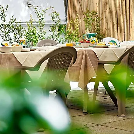 Alojamento de Acomodação e Pequeno-almoço Fabiana Amalfi